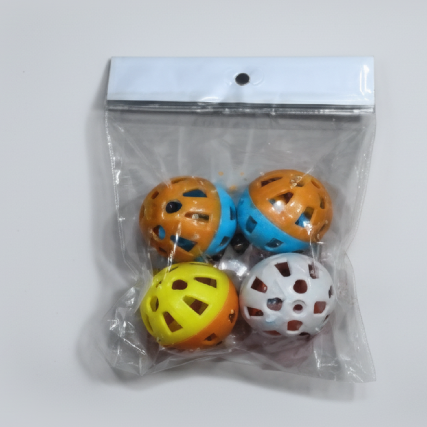 Cats Playing ball Toy with bell (4 Pcs)